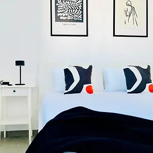 https://canaryislandshost-l-marea.in-canary-islands.com